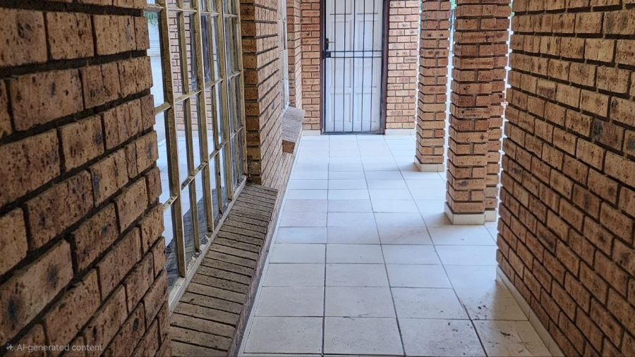2 Bedroom Property for Sale in Rustenburg North West